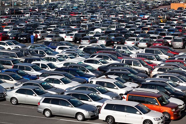 Vehicle importers incur N300m daily demurrage due to VReg downtime
