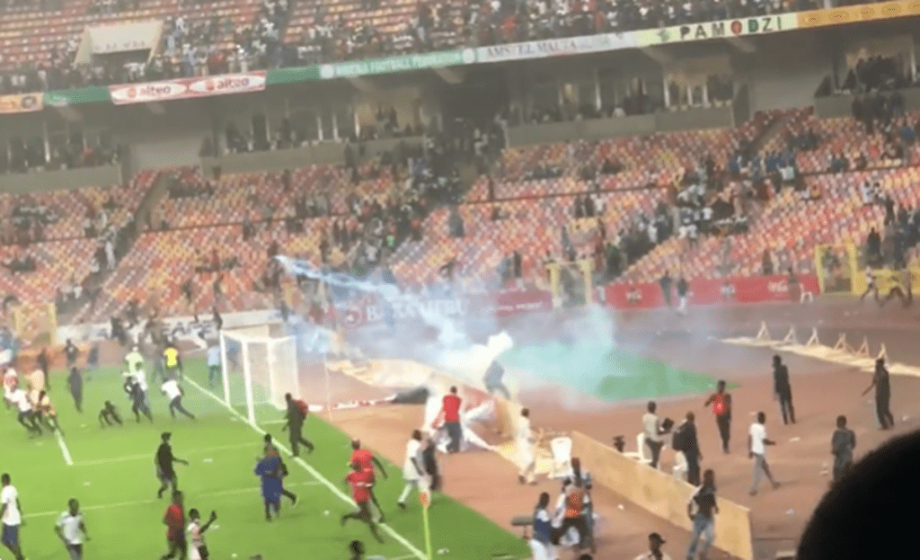 Angry Nigerian fans destroy stadium facilities after Super Eagles’ loss to Ghana