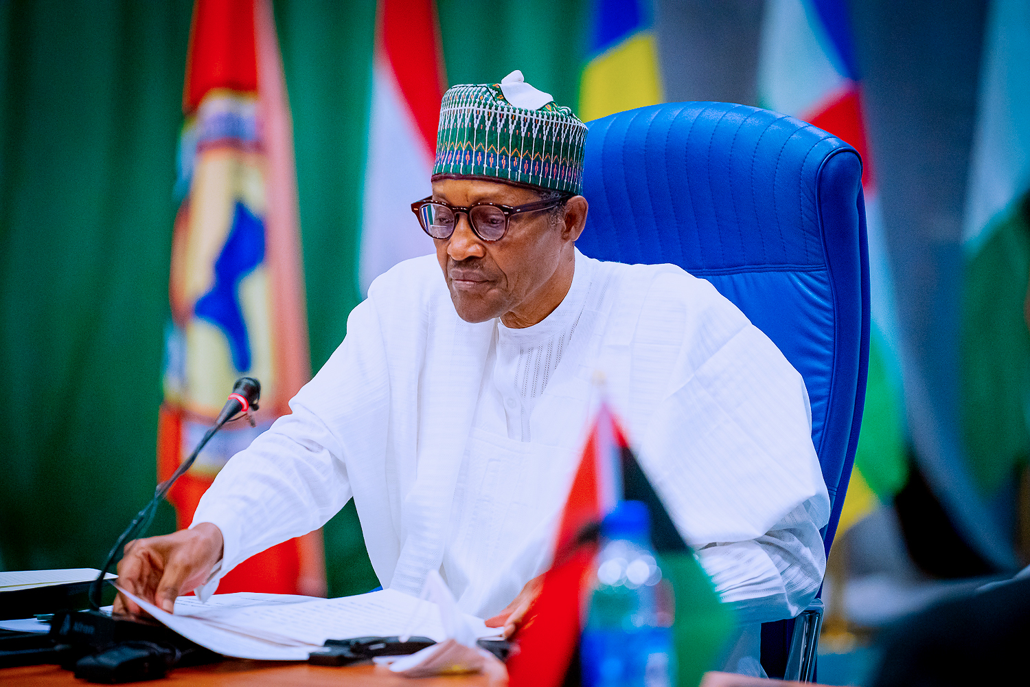 Buhari reveals why he approved resign of Naira notes