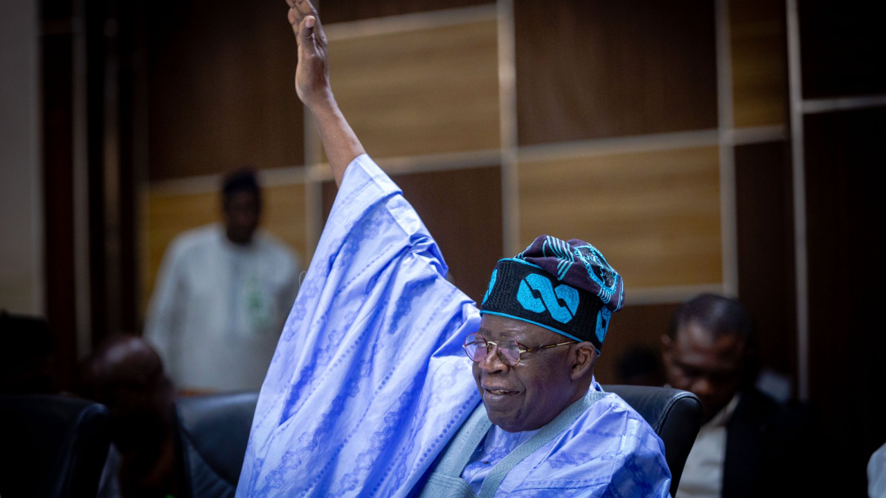 After Inauguration, Jubilant Tinubu Made his First Trip to Lagos