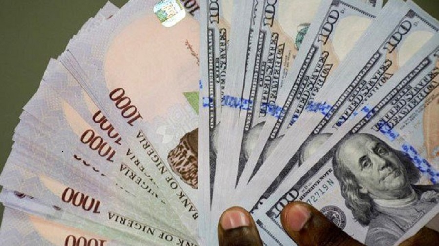 Naira falls by 17% to N951/$